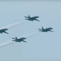 Guy takes a 4k camera with a super-zoom lens to an airshow and the results are pretty amazing